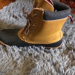 Tommy Hilfiger “duck boots”